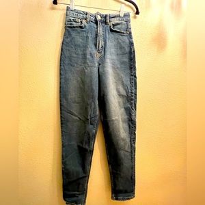 H&M High Waisted Jeans Size 4